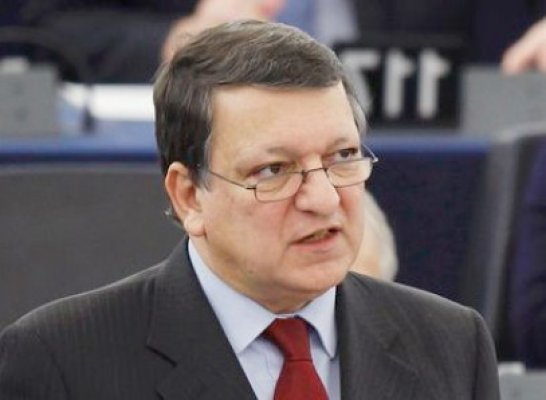 Băsescu: Barroso s-a oferit să transfere oameni să lucreze direct pe programe cu România